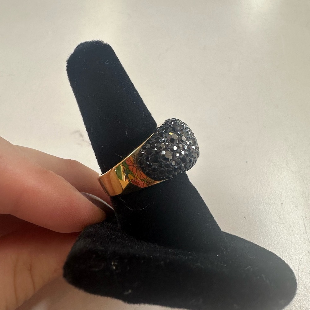 Swarovski Silver Crystal Ring Modern Elegance - Picture 4 of 6